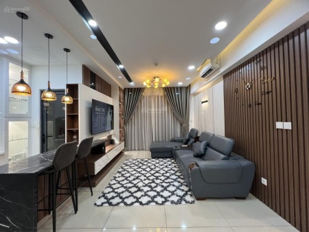 Chính chủ cần cho thuê gấp CHCC Millennium 72m², 2 phòng ngủ, 2WC. Nhà mới, thoáng mát.