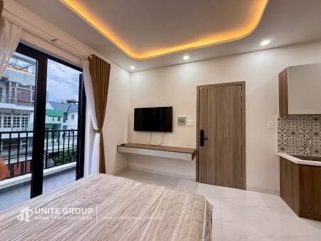 Studio ban công full nội thất – Trung tâm Quận 7