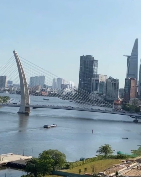 CHO THUẾ 3PN VIEW SÔNG SG + BITEXCO VINHOMES GOLDEN RIVER (BASON)
