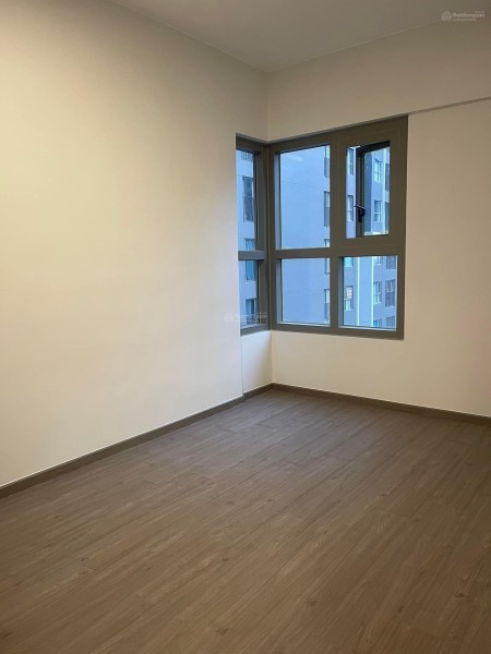 Căn hộ WestGate cho thuê 2PN2WC, NT cơ bản, 6.5 triệu/th