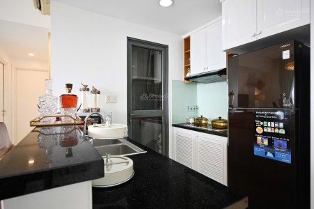 Chính chủ gửi cho thuê 2 phòng ngủ - Toà 4 Masteri Thảo Điền.