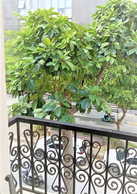 Phòng cho thuê giá từ 3tr4 trong biệt thự ngoại giao đoàn đồ đầy đủ