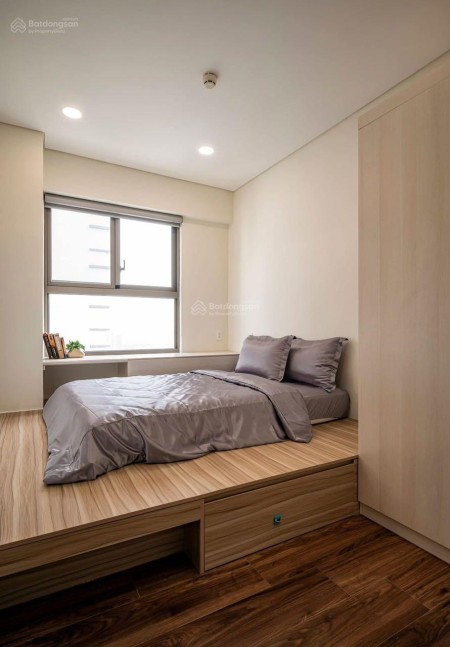 Cho thuê căn hộ Saigon South Residence 3 phòng ngủ + 2wc