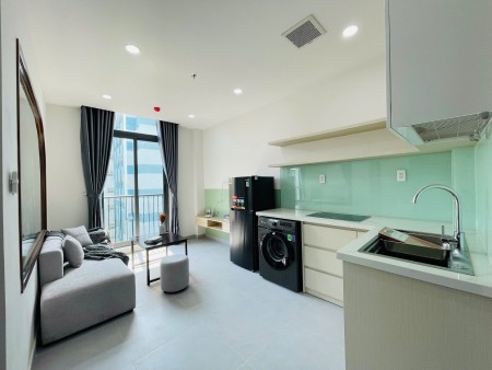 Căn hộ 1 phòng ngủ – Full nội thất hiện đại – Ban công, cửa sổ trời – Trung tâm Tân Bình