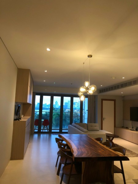 Cho thuê căn hộ 2PN - Diện tích vượt trội - Tháp Brilliant