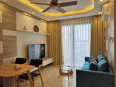 Căn hộ 1,5 ngủ 55 m2 đủ đồ Giá 17 triệu vào ngay, view hồ, lh 084.368.8899