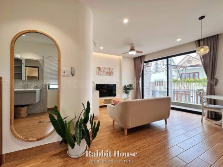 Cho thuê căn hộ mới 100% - 1PN, 1PK / Studio ban công, máy giặt riêng gần sân bay Tân Sơn Nhất-K300