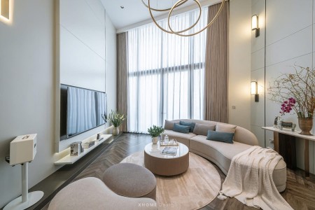 Cho thuê căn hộ đầy đủ nội thất có cửa sổ lớn ban công thoáng mát tiện nghi gần sân bay Tân Sơn Nhất