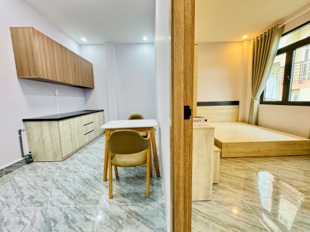 Khai trương căn studio ban công tách bếp Q4, gần Đh Nguyễn Tất Thành, Đh Luật, cầu Khánh Hội, cầu Ca