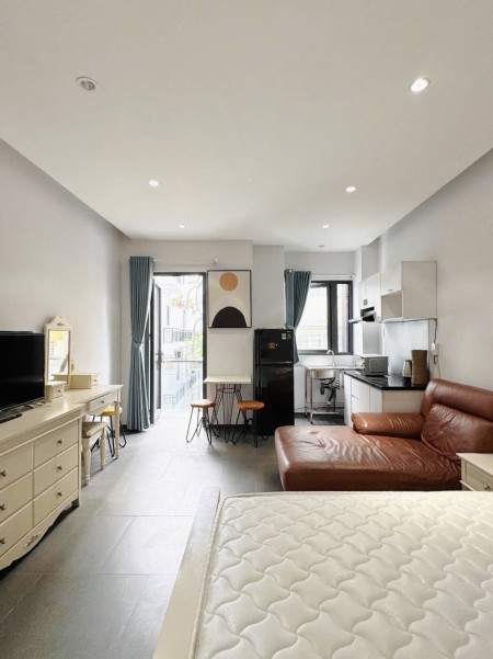 Cho thuê căn hộ Studio Bancol (35m2) siêu thoáng Trường Sa Q3