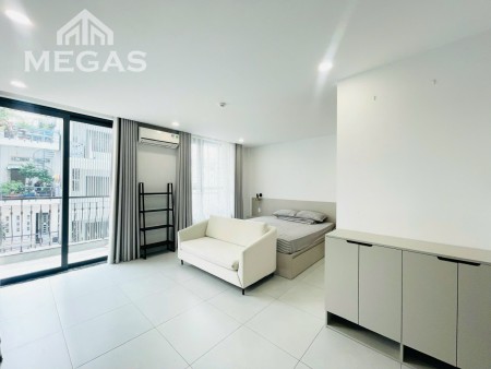 Căn hộ luxury chuẩn studio - Bancong rộng ngay Tô Hiến Thành