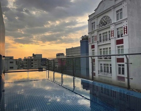 Cho thuê căn hộ ở Tân Bình 1PN ban công, gần sân bay Tân Sơn Nhất, hồ bơi, phòng gym