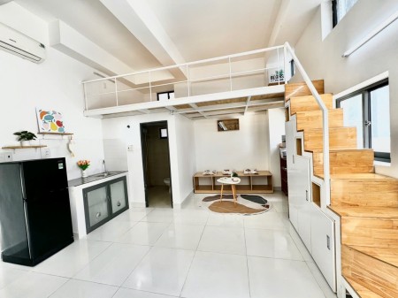 Cho thuê CHDV 40m² full nội thất, ban công, ở đường Điện Biên Phủ, Q. Bình Thạnh