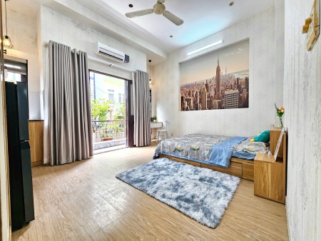 Căn hộ studio balcony _ MGR Đặng Văn Ngữ gần nhà thờ Ba Chuông _ Cầu Công Lý _ Hoàng Sa Phú Nhuận