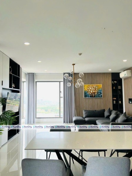 Cho thuê căn 3PN, 2WC | 115m², full NT tại Saigon Royal Residences Q4