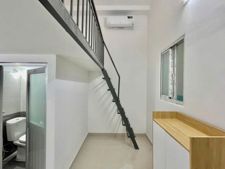 Căn hộ có gác / duplex full nội thất trung tâm Quận 7, gần TDTU, RMIT, UFM, NTTU,