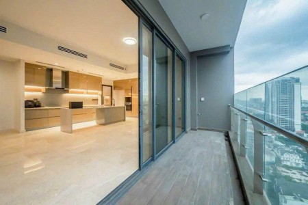 Duy nhất 1 căn 4PN trực diện sông, có thang máy riêng giá 5000USD. Nội thất cơ bản tại Q2 Thảo Điền