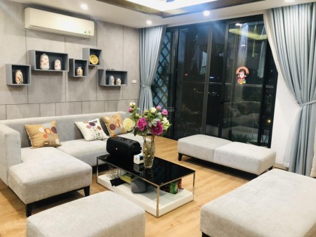 Cho thuê căn hộ cao cấp 2PN – Vinhomes Nguyễn Chí Thanh, Đống Đa, Hà Nội