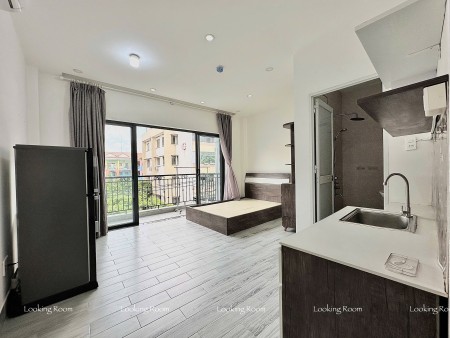 Cho thuê phòng có ban công, gần ngã tư Bảy Hiền – khu K300, nhà ga T3 – Tân Sơn Nhất, Tân Bình