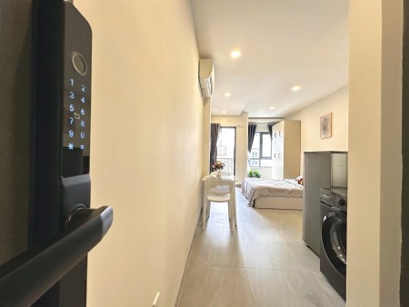 Cho thuê CHDV siêu đẹp 35m², full nội thất, ban công – đường Nguyễn Văn Đậu, Q. Bình Thạnh