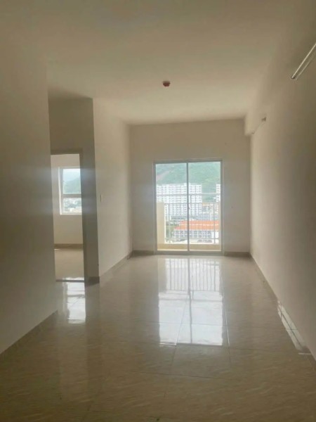 Cho thuê chung cư Hoàng Quân 2pn 2wc 55m2 5tr (thuê nhanh gọn fix mạnh)