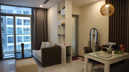 Cho thuê căn CC tòa Park 1, 2PN và 2VS, Tầng thấp, Diện tích đẹp 80.3m2, Vinhomes Central Park.