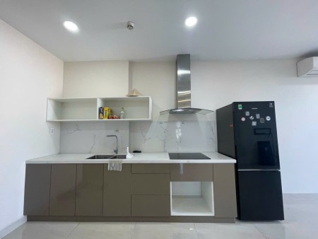 Cho thuê căn hộ 3PN2WC-98m2 full nội thất chung cư Park Legend Hoàng Văn Thụ, ở liền