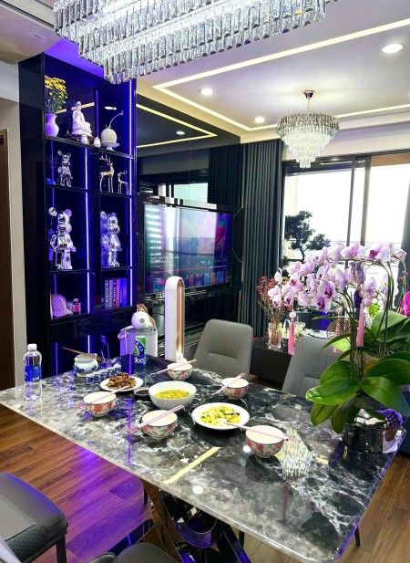 Cho thuê căn hộ 80m2 2pn 2wc full nội thất cao cấp chỉ 15Tr - Miễn phí quản lý tới t11/2026