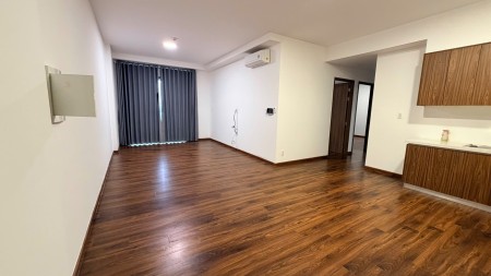 Cho thuê căn hộ 100m2 3pn 2wc có 4 máy lạnh 2 nước nóng rèm cửa kính bếp giá chỉ 13,5tr