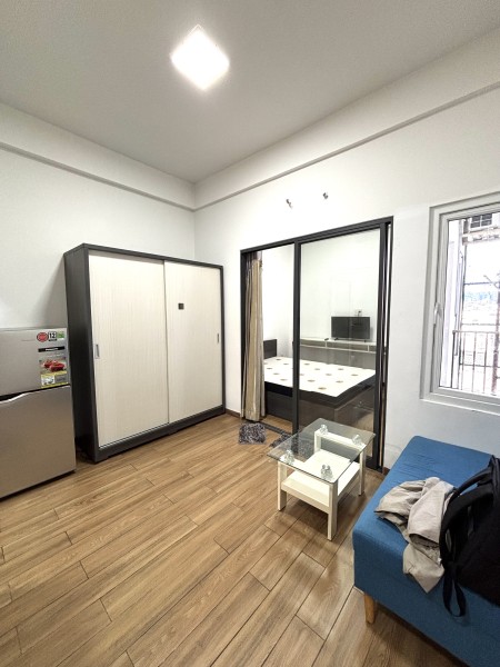 Cho thuê căn hộ 1 Phòng ngủ Ban công thoáng mát Q4 gần ĐH Luật, ĐH Nguyễn Tất Thành, cầu Tân Thuận