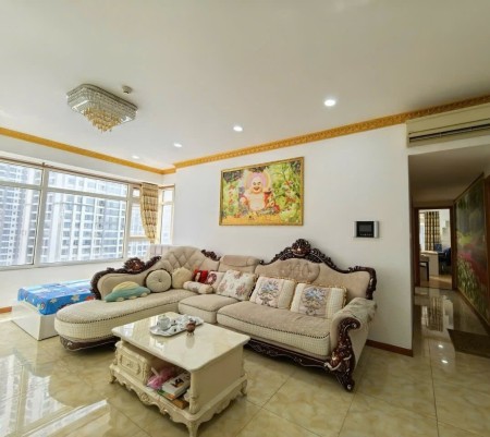 Cho thuê căn 3PN Saigon Pearl giá tốt 32 triệu