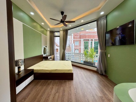 Cho thuê căn hộ 1 phòng ngủ 45m² ban công, full nội thất gần Công viên Hoàng Văn Thụ, Tân Bình