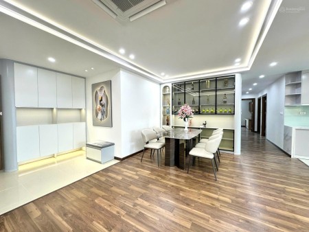 Cho thuê căn góc siêu đẹp 3 ngủ 123m2 Full Nội Thất Như Ảnh tại GOLDMARK CITY