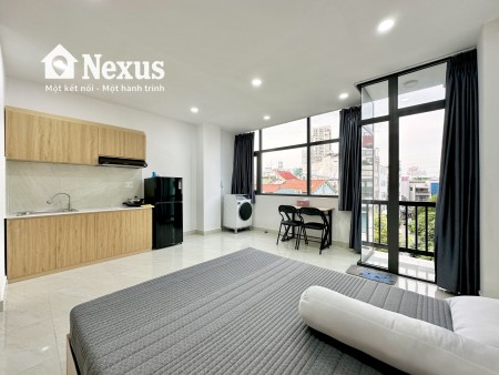 TRỐNG CĂN HỘ BAN CÔNG - NGAY CHÂN METRO THẢO ĐIỀN, QUẬN 2