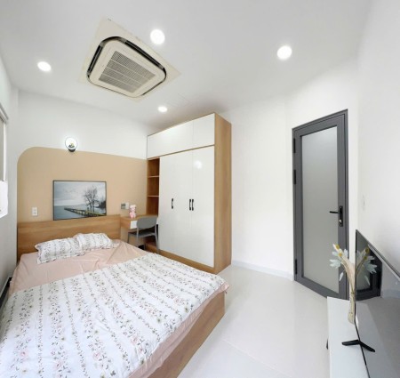 Ảnh 3 - Căn hộ 1PN ban công 45m2 - tách bếp full nội thất ngay khu sầm…