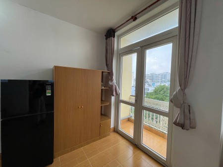 Studio ban công full nội thất gần sân bay cv Hoàng Văn Thụ, Lăng Cha Cả quận Tân Bình