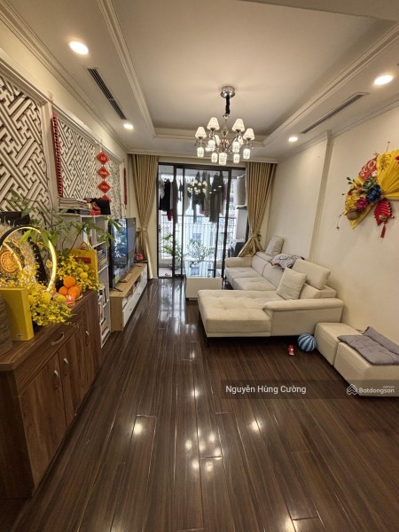 Cho thuê căn hộ 2 phòng ngủ CC Sunshine Palace, ngõ 13 Lĩnh Nam