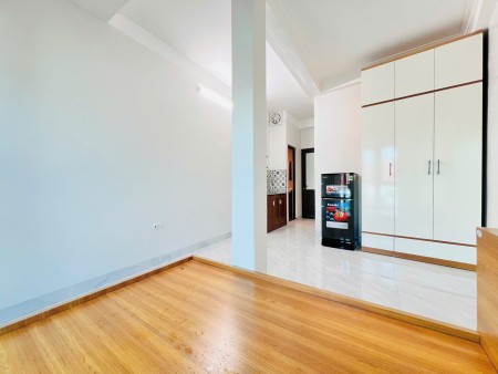 Cho thuê phòng ngay ngã tư sở, ô tô đỗ cửa, 211 Khương Trung chỉ từ 4.5 triệu/ tháng