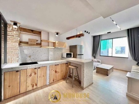 Cho thuê căn hộ 1 phòng ngủ full nội thất ngay Etown Tân Bình