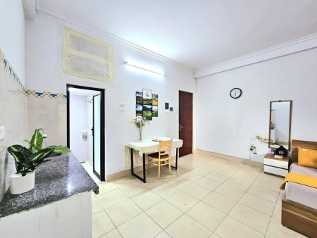 Phòng đẹp – thoáng sáng – ở ngay trung tâm Phạm Văn Đồng