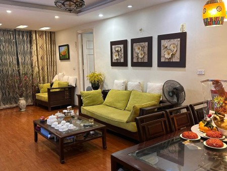 Cho thuê căn hộ 3 ngủ 106m² – tại 19 Nguyễn Trãi, Thanh Xuân (Ngã Tư Sở)