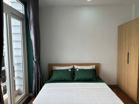 CĂN HỘ BAN CÔNG CỬA SỔ NGAY NGÃ TƯ BẢY HIỀN TÂN BÌNH GIÁP QUẬN 10