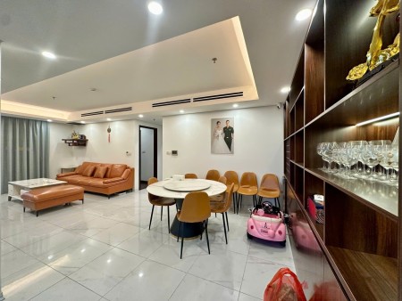 Cho thuê căn hộ 3PN Aqua Central – Yên Phụ, Ba Đình