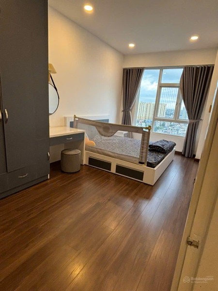 Cần cho thuê CC PARCSpring 3PN, 2WC, NTCB, giá thuê chỉ từ 13tr/th