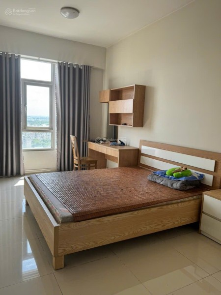 Cho thuê căn hộ Parc Spring 3PN đồ cơ bản giá 15tr/th