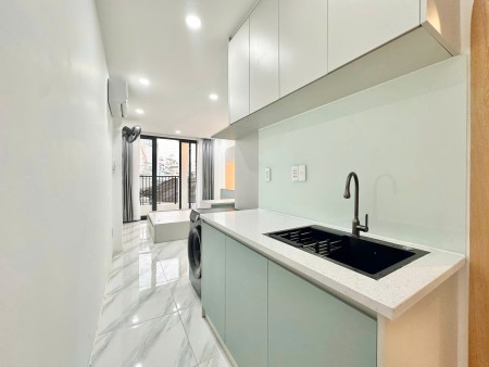 Cho thuê CHDV mới full nội thất có ban công ở đường Đỗ Tấn Phong