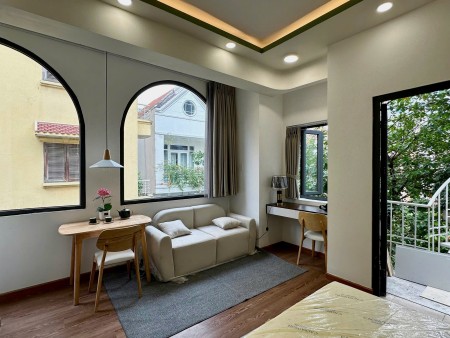 CHO THUÊ STUDIO FULL NỘI THẤT BAN CÔNG LỚN GẦN SÂN BAY ,NHÀ GA T3 QUẬN TÂN BÌNH