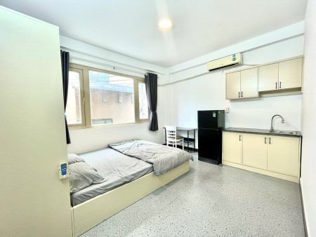 Cho thuê trọ Studio cửa sổ giá rẻ Q1, gần chợ Bến Thành, công viên 23/9, phố đi bộ, Saigon Center, T