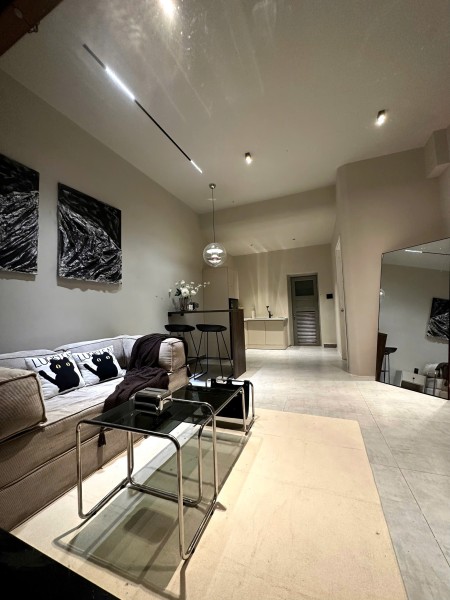 Cho Thuê Nguyên Căn Full Nội Thất Có Bãi Oto Quận 10