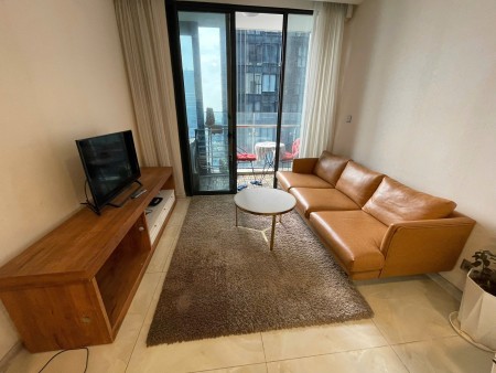 Cho thuê căn hộ 1PN Full nội thất tầng cao tại Vinhomes Golden River Ba Son